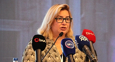 Görüntülü Haber; İzmir Yapay Zeka Zirvesi, teknolojide öncü olma hedefiyle toplandı